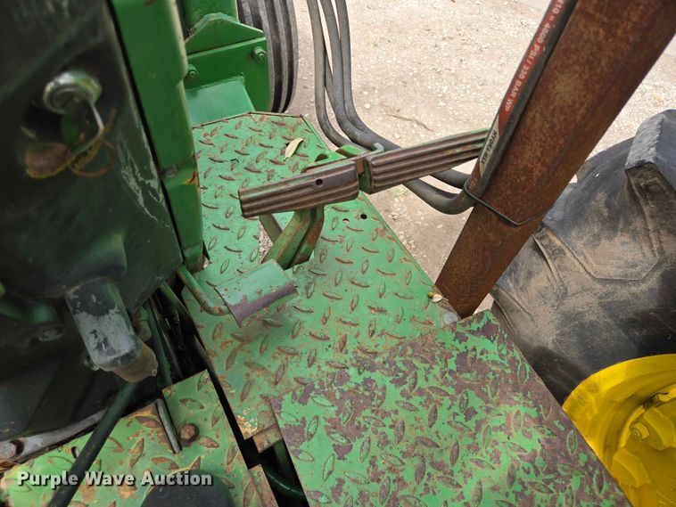 image for item EQ4069 John Deere 2840 tractor