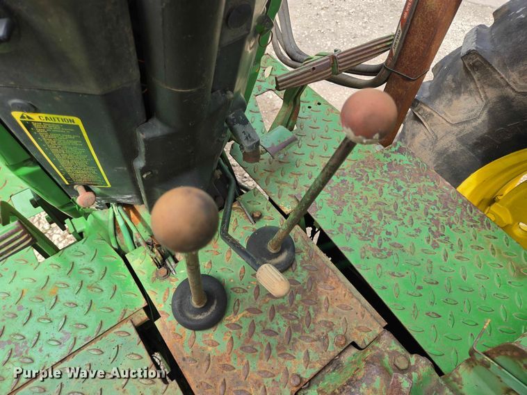 image for item EQ4069 John Deere 2840 tractor