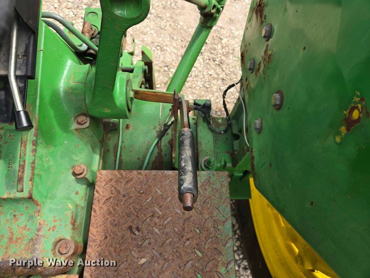image for item EQ4069 John Deere 2840 tractor