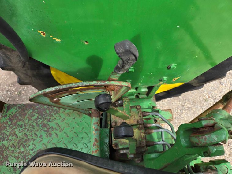 image for item EQ4069 John Deere 2840 tractor