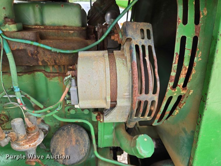 image for item EQ4069 John Deere 2840 tractor