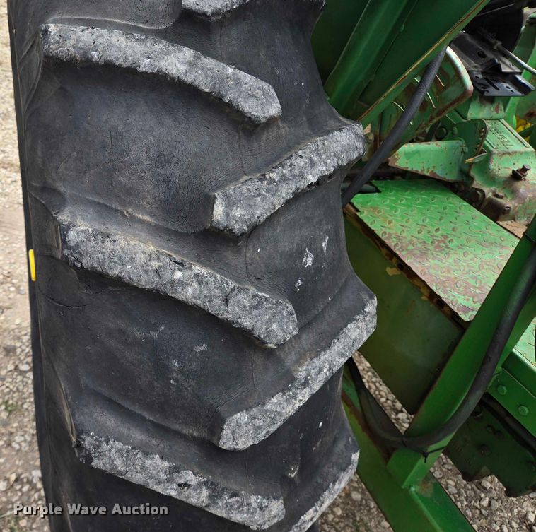 image for item EQ4069 John Deere 2840 tractor