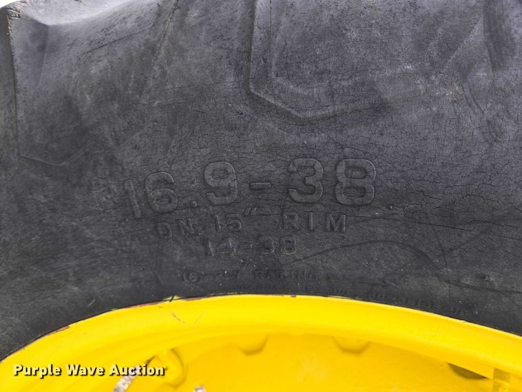 image for item EQ4069 John Deere 2840 tractor