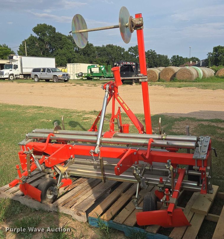 image for item EQ4075 Checchi & Magli PS14 plastic mulch layer