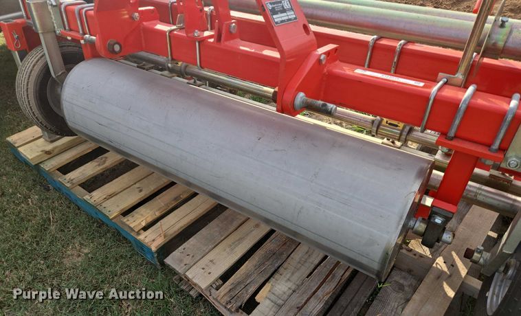 image for item EQ4075 Checchi & Magli PS14 plastic mulch layer