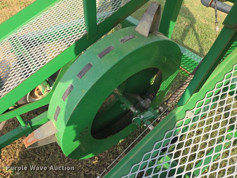 image for item EQ4076 Rain-Flo 1200 vegetable transplanter