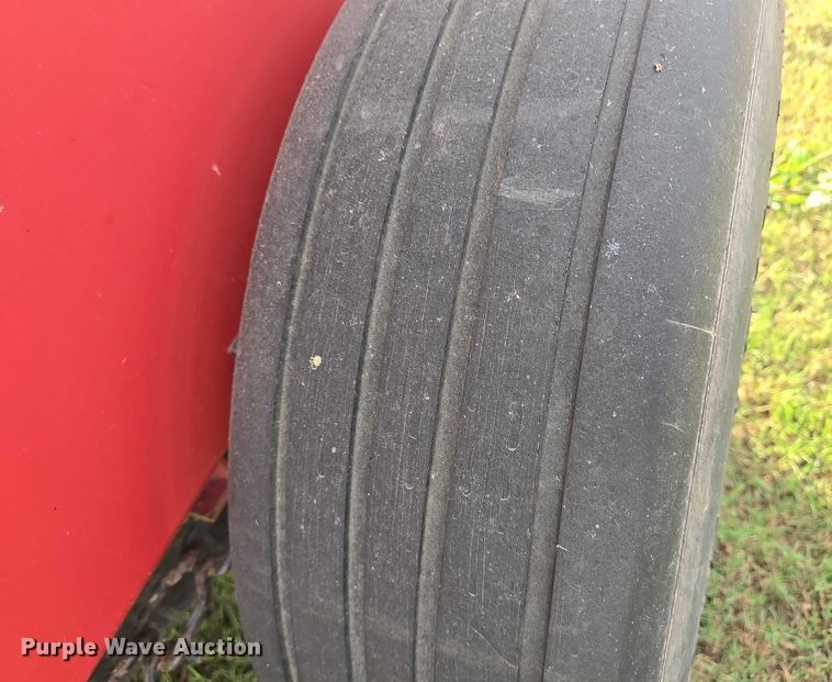 image for item EQ4081 Milcreek manure spreader