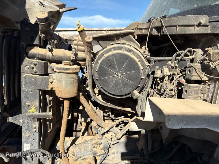 image for item EQ4588 2013 International 7400 feed delivery truck