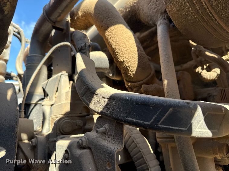 image for item EQ4588 2013 International 7400 feed delivery truck