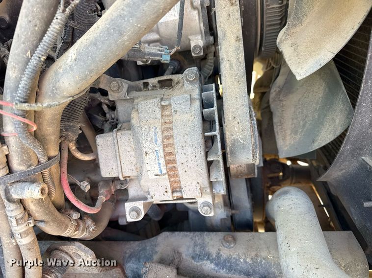 image for item EQ4588 2013 International 7400 feed delivery truck