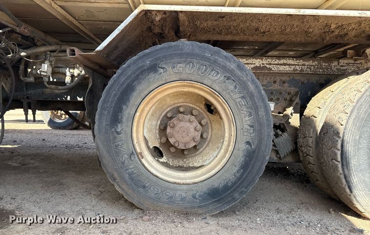 image for item EQ4588 2013 International 7400 feed delivery truck