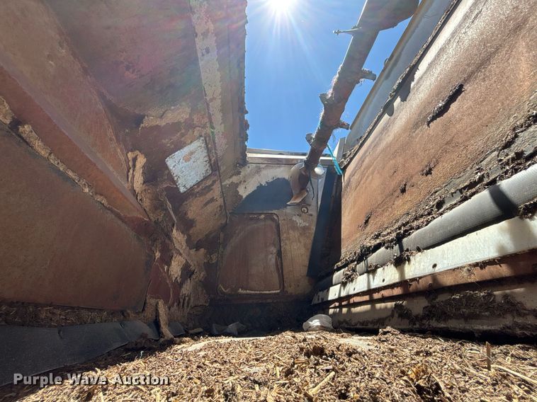 image for item EQ4590 2020 International HV607 feed delivery truck