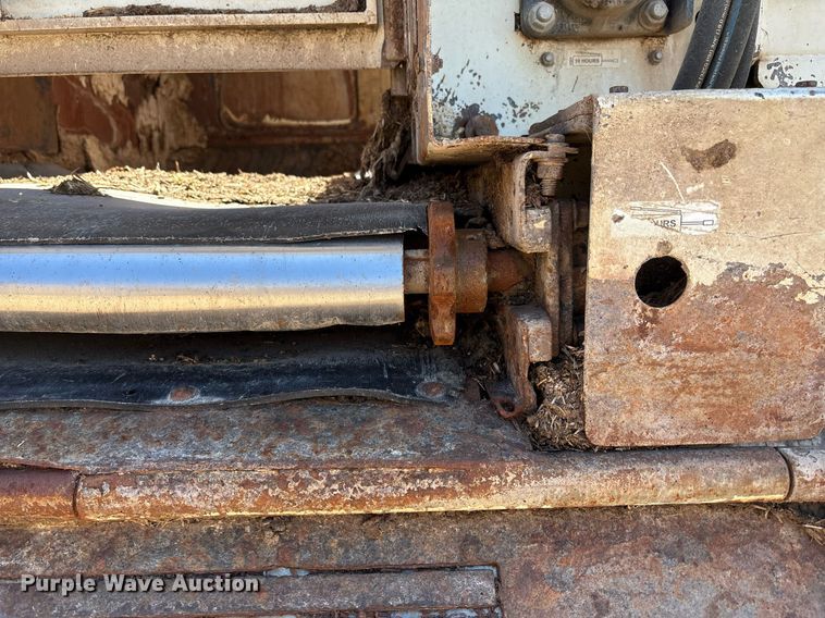 image for item EQ4590 2020 International HV607 feed delivery truck