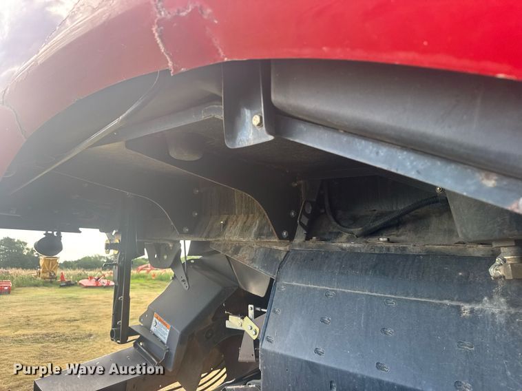 image for item ER2136 2010 Case IH 8120 combine