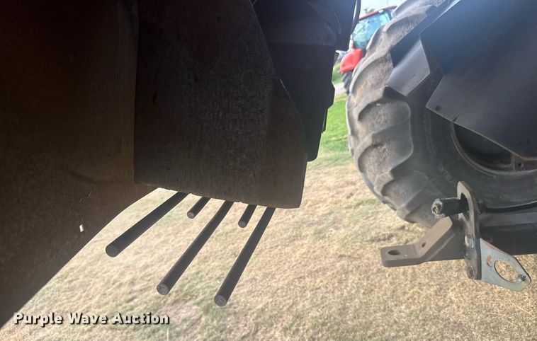 image for item ER2136 2010 Case IH 8120 combine