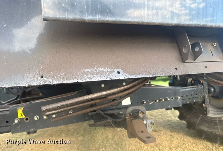 image for item ER2136 2010 Case IH 8120 combine