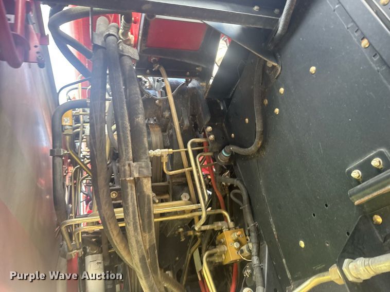 image for item ER2136 2010 Case IH 8120 combine