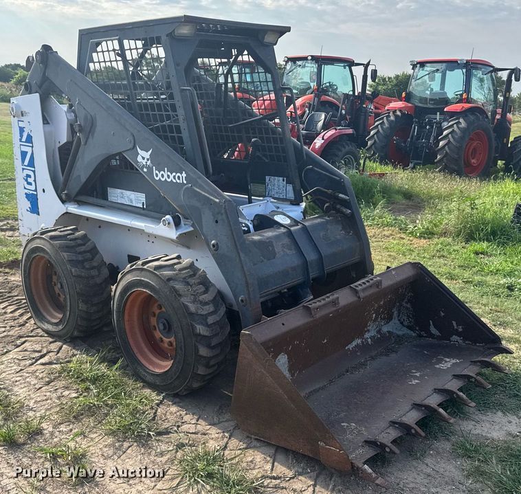 MINI CARGADOR SOBRE RUEDAS 1995 BOBCAT 773