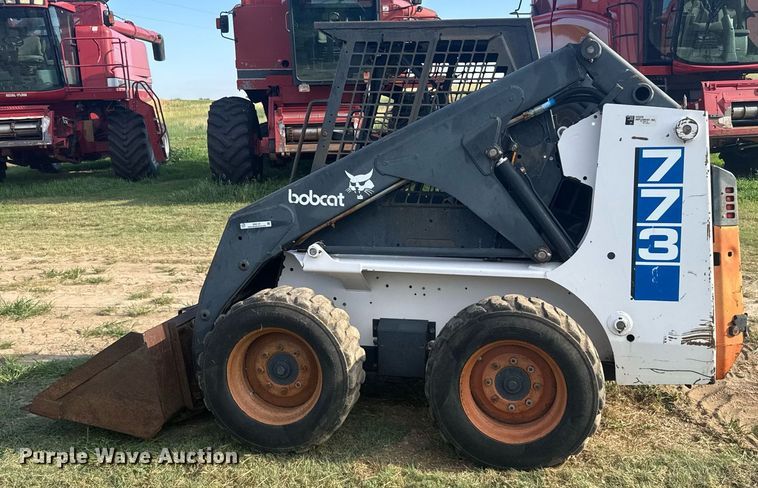image for item ER2137 1995 Bobcat 773 skid steer loader
