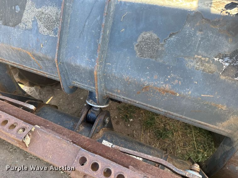 image for item ER2137 1995 Bobcat 773 skid steer loader