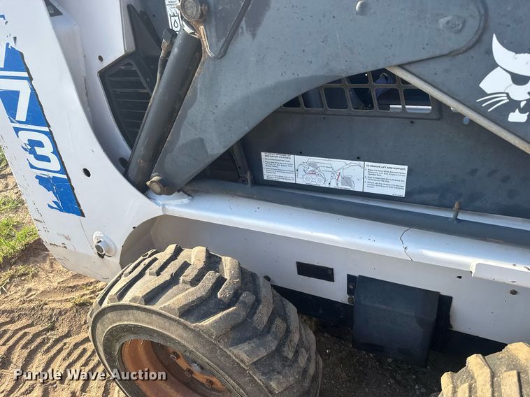 image for item ER2137 1995 Bobcat 773 skid steer loader