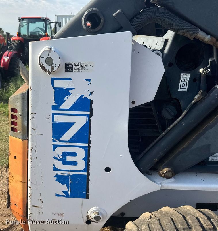 image for item ER2137 1995 Bobcat 773 skid steer loader