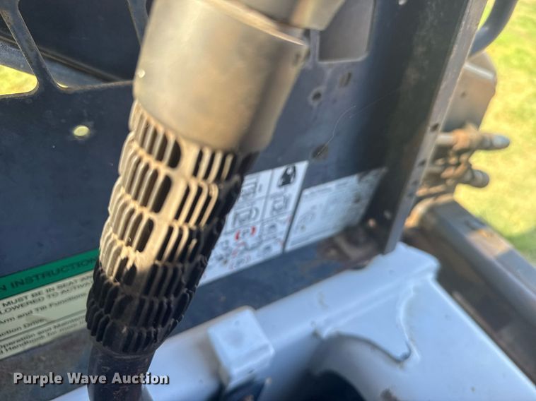 image for item ER2137 1995 Bobcat 773 skid steer loader