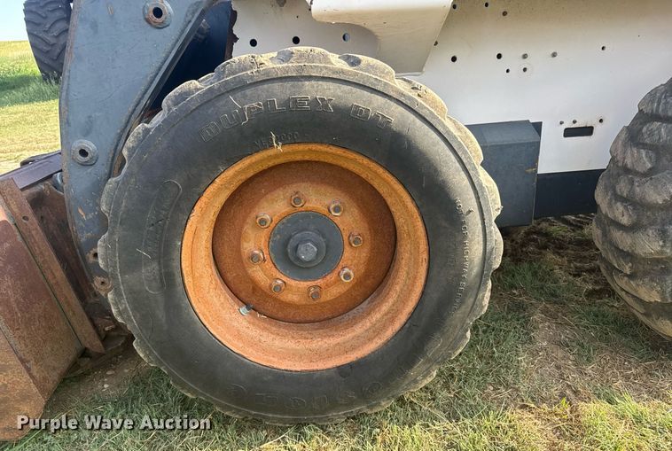 image for item ER2137 1995 Bobcat 773 skid steer loader