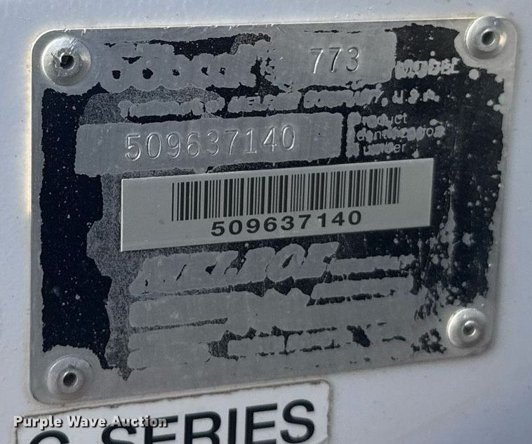 image for item ER2137 1995 Bobcat 773 skid steer loader