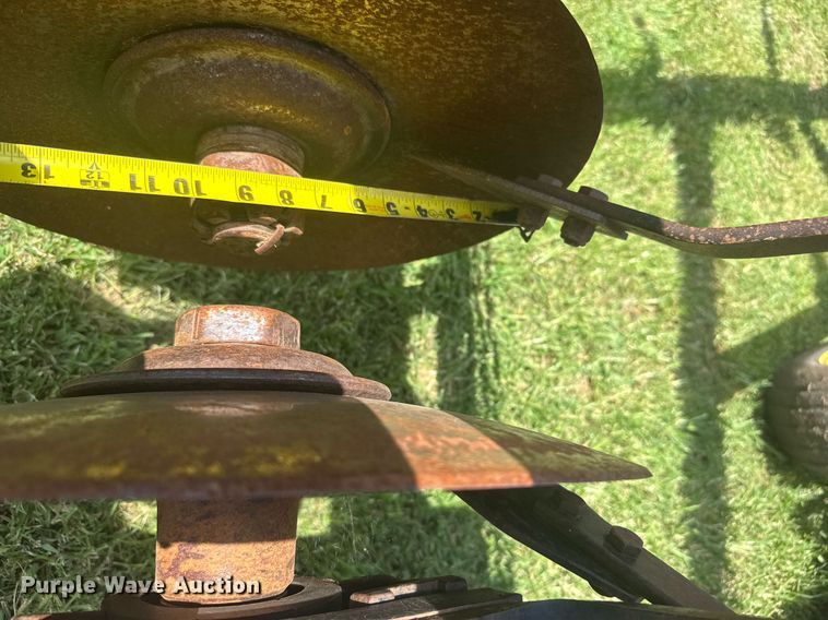 image for item ER2147 Sunflower 1433 double off-set disk