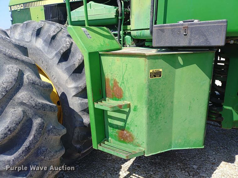 image for item ER2158 1985 John Deere 8650 4WD tractor