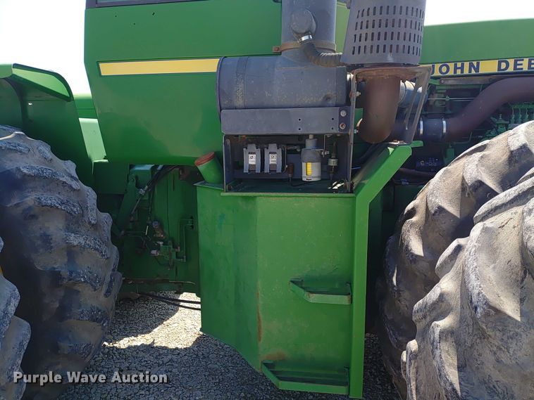 image for item ER2158 1985 John Deere 8650 4WD tractor