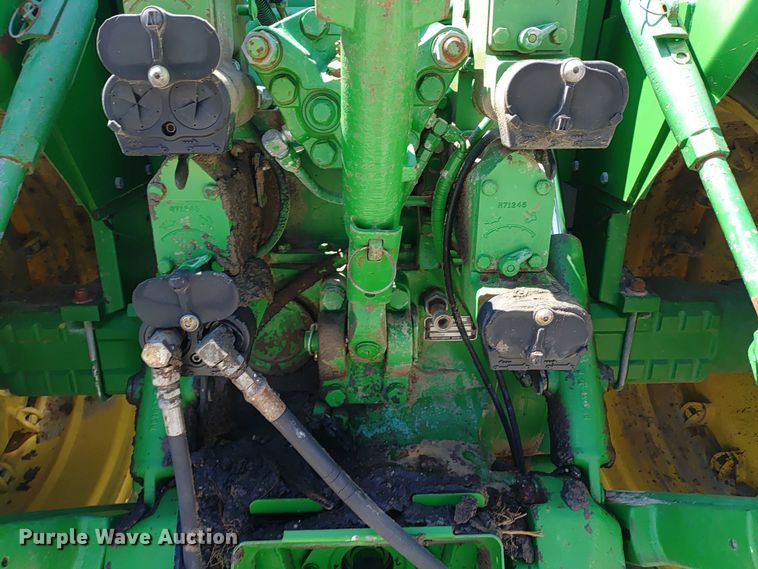 image for item ER2158 1985 John Deere 8650 4WD tractor