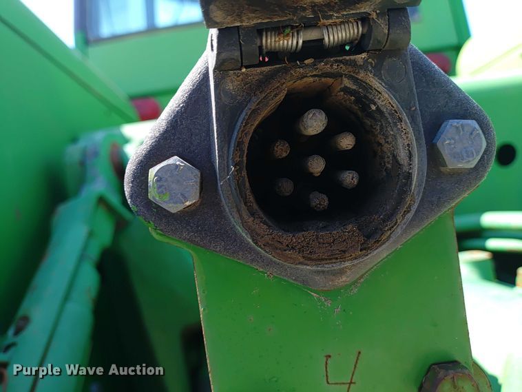 image for item ER2158 1985 John Deere 8650 4WD tractor