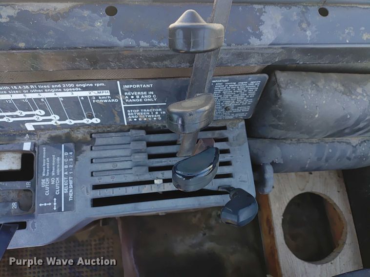 image for item ER2158 1985 John Deere 8650 4WD tractor