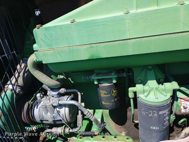 image for item ER2158 1985 John Deere 8650 4WD tractor