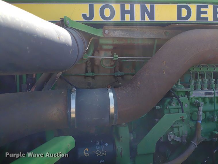 image for item ER2158 1985 John Deere 8650 4WD tractor
