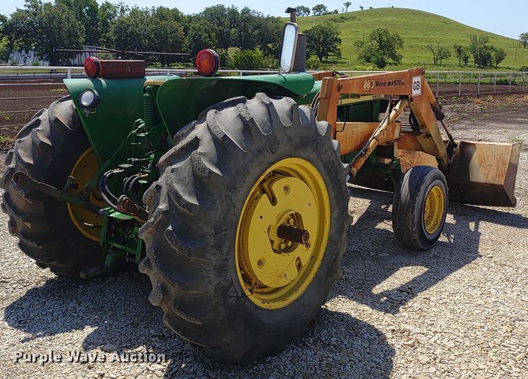 image for item ER2159 1975 John Deere 2030 tractor