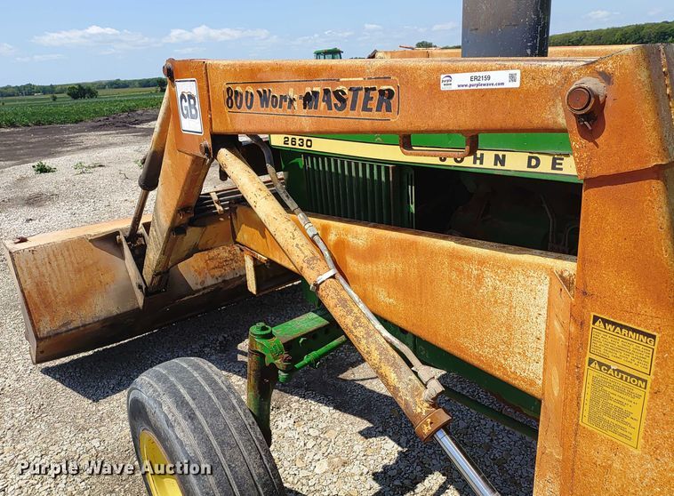 image for item ER2159 1975 John Deere 2030 tractor