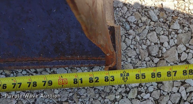 image for item ER2159 1975 John Deere 2030 tractor