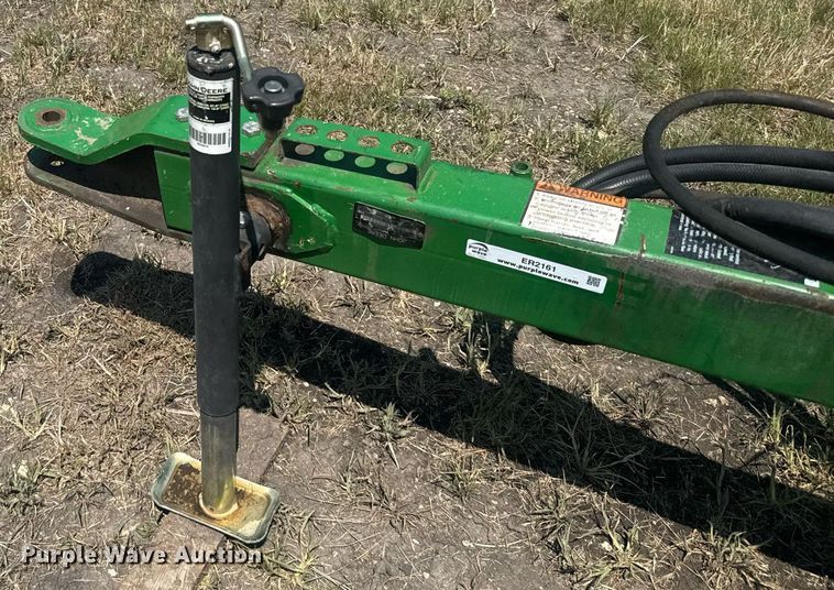image for item ER2161 John Deere 705 hay rake