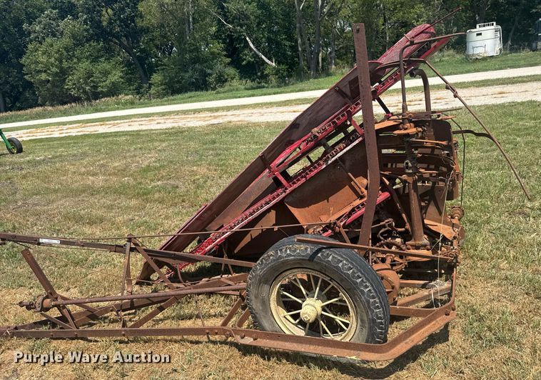image for item ER2162 Corn binder