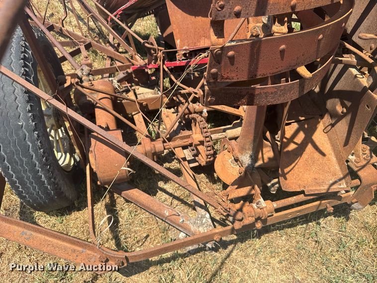 image for item ER2162 Corn binder