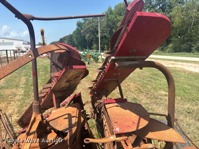 image for item ER2162 Corn binder