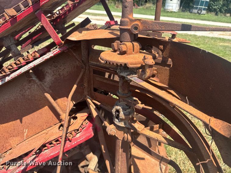 image for item ER2162 Corn binder