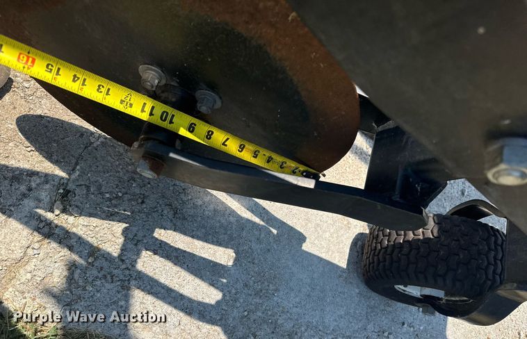 image for item ER2165 B&H Mfg. 9100 row crop cultivator