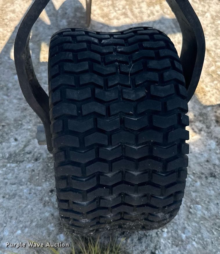 image for item ER2165 B&H Mfg. 9100 row crop cultivator