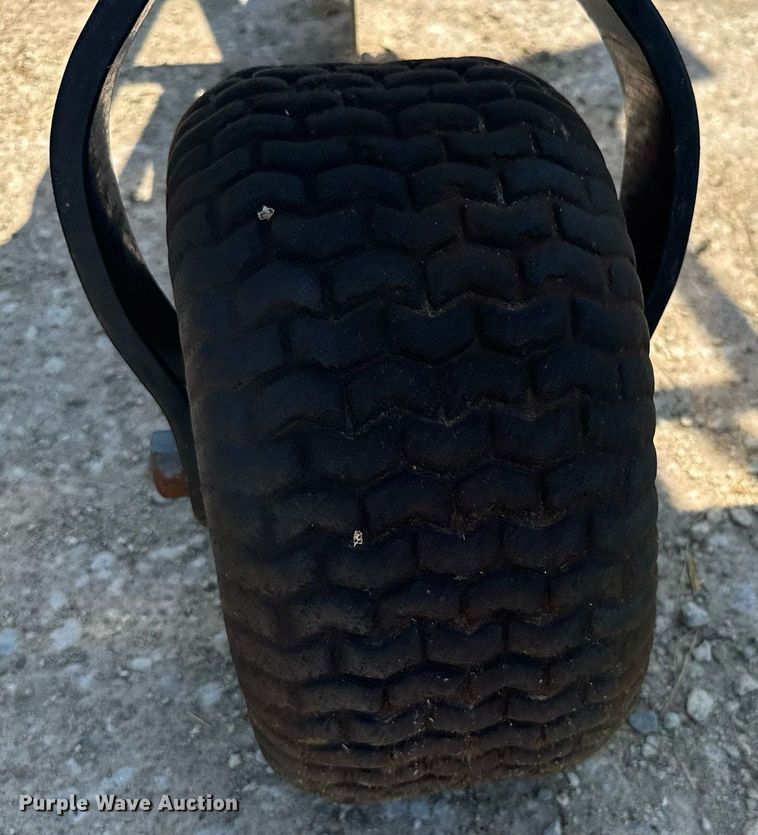 image for item ER2165 B&H Mfg. 9100 row crop cultivator