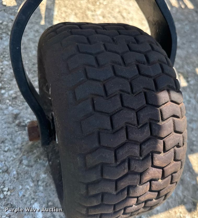 image for item ER2165 B&H Mfg. 9100 row crop cultivator