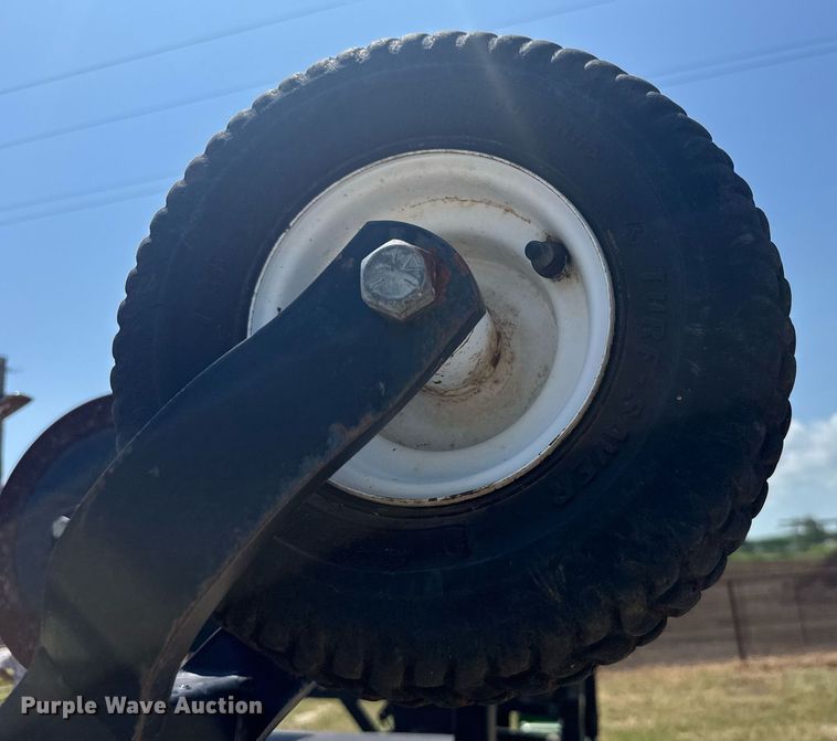 image for item ER2165 B&H Mfg. 9100 row crop cultivator